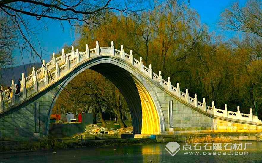 漢白玉欄桿