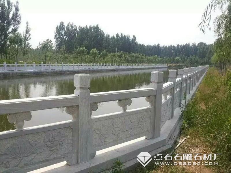 石雕欄桿