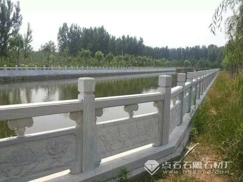 石護(hù)欄