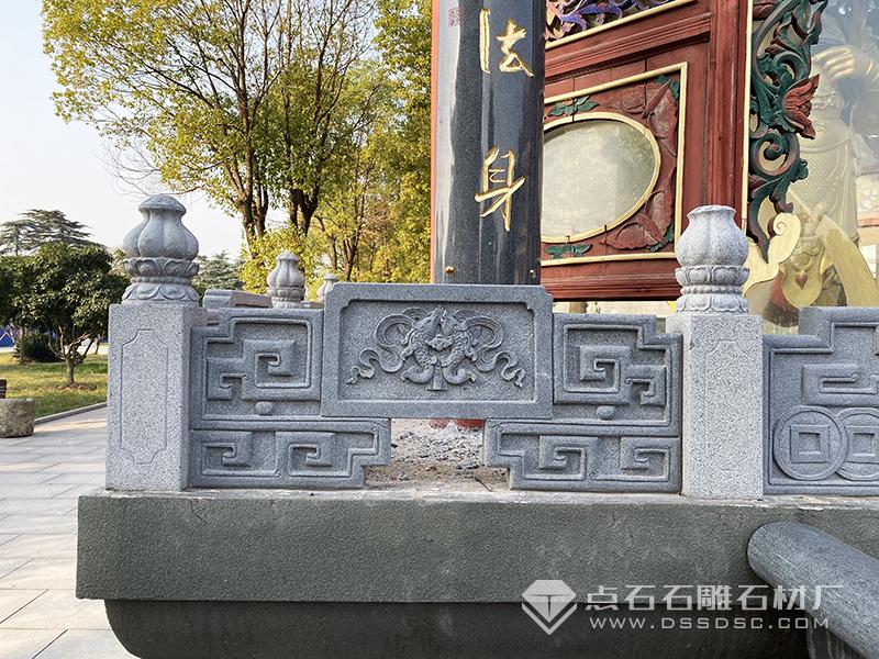 寺廟佛臺(tái)青石欄桿