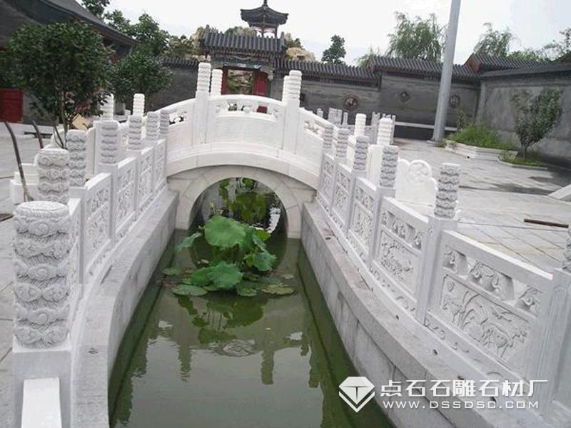 石欄桿