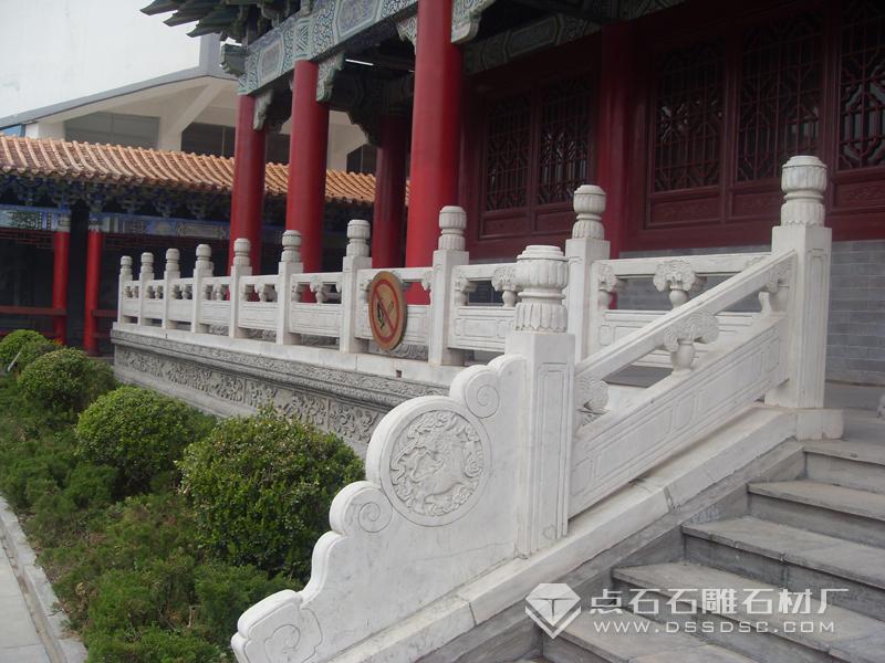 漢白玉欄桿